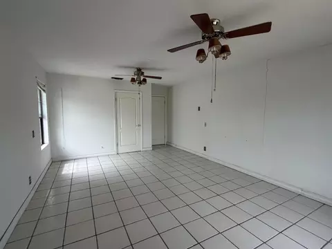 Other - 2401 E Plum St, Laredo, TX 78043 photo 2 of 7