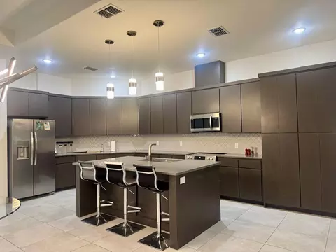Kitchen - 621 Journey Loop, Laredo, TX 78045 photo 1 of 7