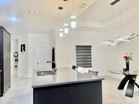 Kitchen - 621 Journey Loop, Laredo, TX 78045 photo 6 of 7