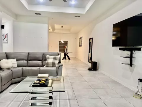 Living - 621 Journey Loop, Laredo, TX 78045 photo 1 of 4