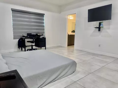 Bedroom - 621 Journey Loop, Laredo, TX 78045 photo 2 of 4