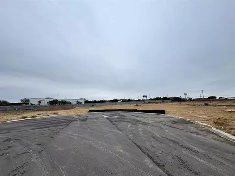 6015 Heather Loop, Laredo, TX 78046 photo 12