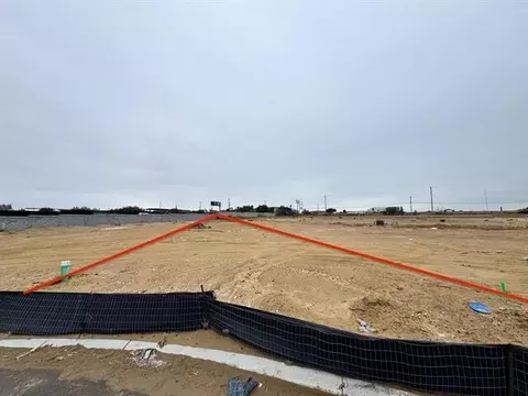 6015 Heather Loop, Laredo, TX 78046 photo 13