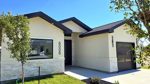 Exterior - 6006 Heather Loop, Laredo, TX 78041 photo 6 of 9