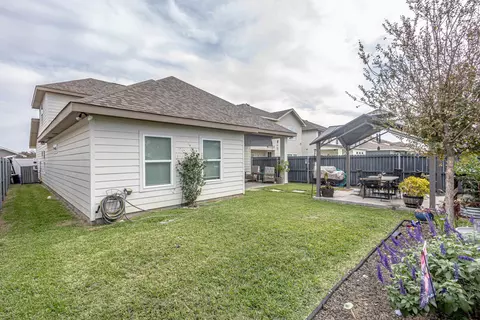 Exterior - 1316 Sambar Lp, Laredo, TX 78045 photo 9 of 9