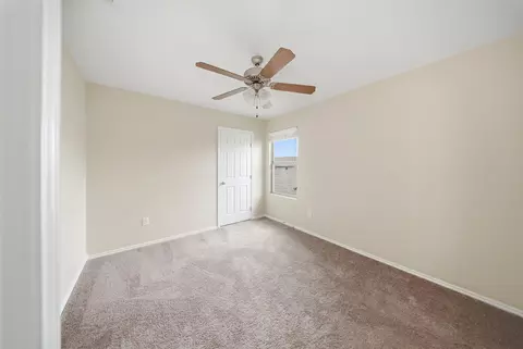 Bedroom - 3208 Simmental Dr, Laredo, TX 78046 photo 3 of 4