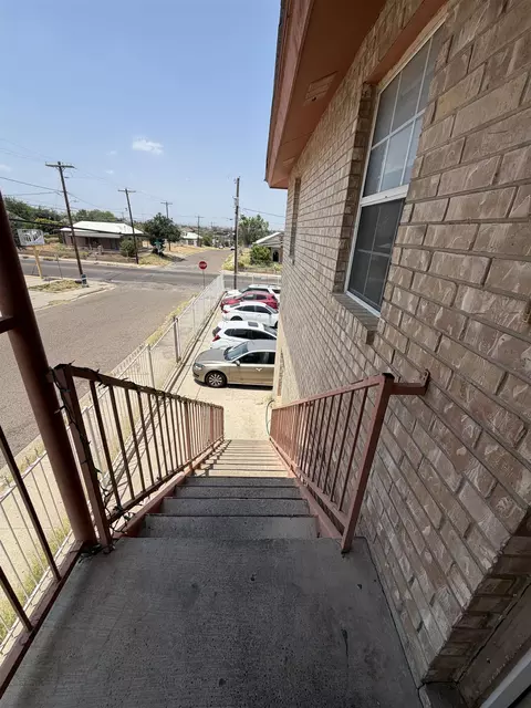 Exterior - 2601 Springfield Ave, Laredo, TX 78040 photo 3 of 3