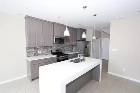 Kitchen - 7964 Elka Lp, Laredo, TX 78045 photo 1 of 3