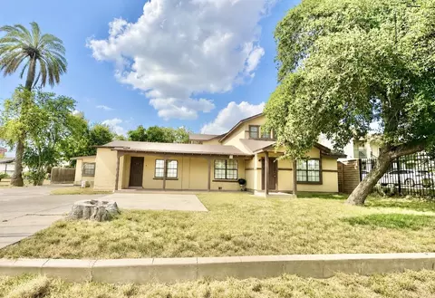 1304 Rosario St #4, Laredo, TX 78040