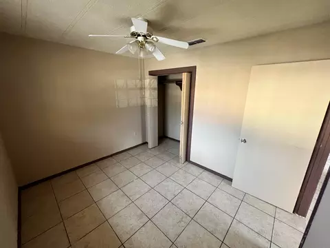 Bedroom - 202 Lobo Lp #B, Laredo, TX 78045 photo 1 of 3