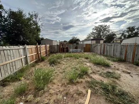 Exterior - 202 Lobo Lp #B, Laredo, TX 78045 photo 3 of 4