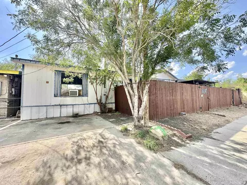 Exterior - 3702 Main Ave, Laredo, TX 78041 photo 9 of 12