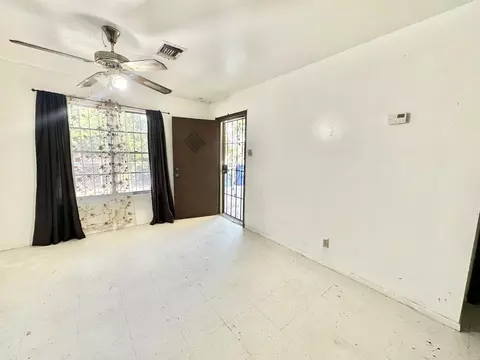 Living - 3702 Main Ave, Laredo, TX 78041 photo 1 of 4