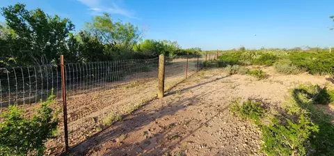 324 Ranch Rd, Laredo, TX 78046 photo 16