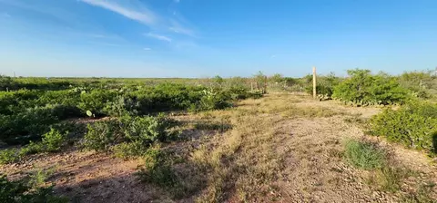 324 Ranch Rd, Laredo, TX 78046 photo 18