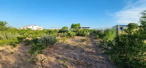 324 Ranch Rd, Laredo, TX 78046 photo 17