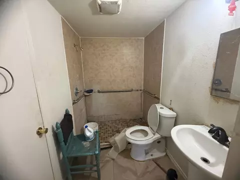 Bath - 3003 Clark Blvd, Laredo, TX 78043 photo 1 of 4