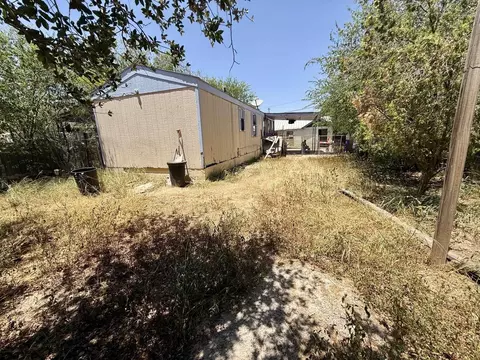 Exterior - 3003 Clark Blvd, Laredo, TX 78043 photo 9 of 11