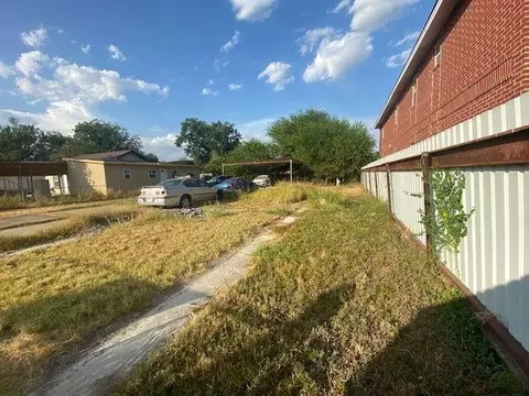 503 Lobo Lp, Laredo, TX 78045 photo 2