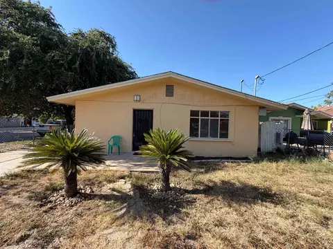 3502 Guadalupe St, Laredo, TX 78043