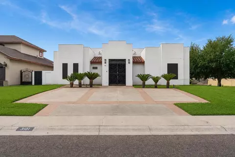3101 Mark Twain Dr, Laredo, TX 78041