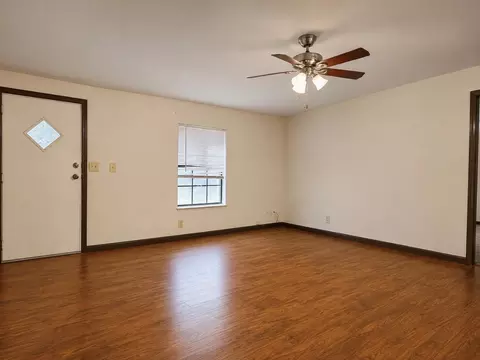603 Lobo Lp, Laredo, TX 78045 photo 5