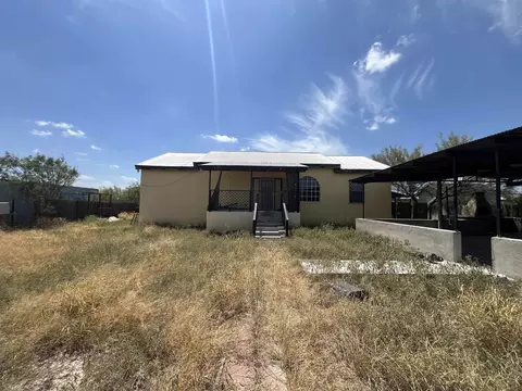 304 Camino Bolivar, Laredo, TX 78043