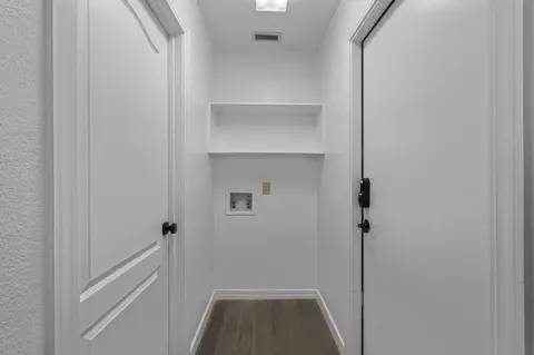 Entry Way - 707 Ruby Rd, Laredo, TX 78045 photo 2 of 2