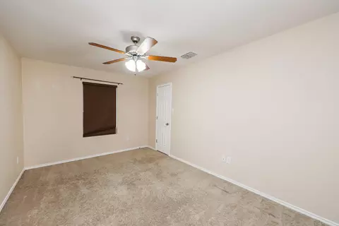 Bedroom - 10510 Twilight Dr, Laredo, TX 78045 photo 3 of 6