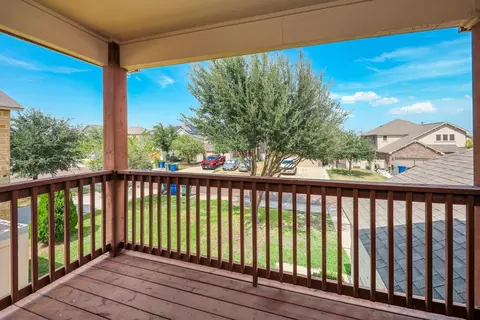 Exterior - 10510 Twilight Dr, Laredo, TX 78045 photo 2 of 4