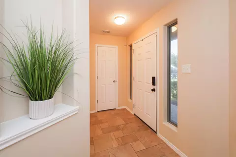 Entry Way - 10510 Twilight Dr, Laredo, TX 78045 photo 2 of 3