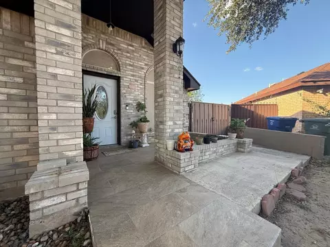 Exterior - 9638 Mallard Lp, Laredo, TX 78045 photo 2 of 10
