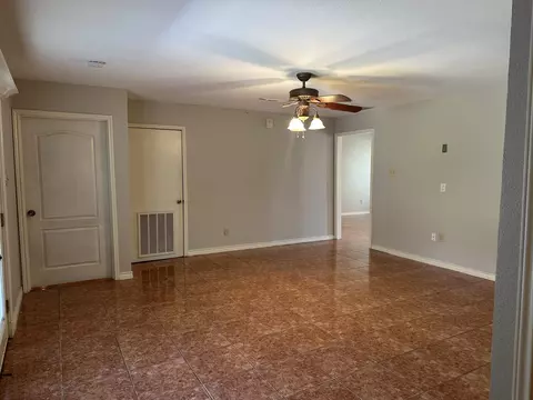 Living - 9019 Siller Lp, Laredo, TX 78045 photo 3 of 3
