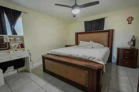 Bedroom - 6520 Adenia Loop, Laredo, TX 78043 photo 1 of 3