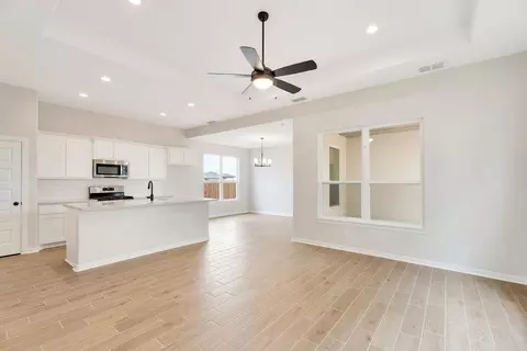 Living - 3918 Peggy Dr, Laredo, TX 78046 photo 1 of 1