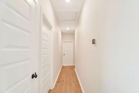 Entry Way - 3918 Peggy Dr, Laredo, TX 78046 photo 4 of 4