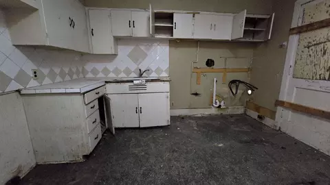 Kitchen - 600 Ab Cherry Hill Dr, Laredo, TX 78041 photo 2 of 2