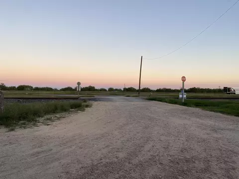 007 Ranch Rd, Encinal, TX 78019 photo 6