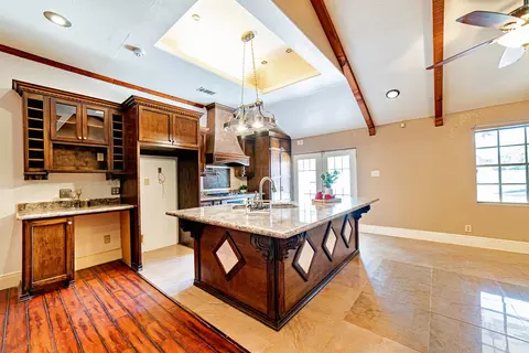 Kitchen - 9666 White Wing Lp, Laredo, TX 78045 photo 1 of 5