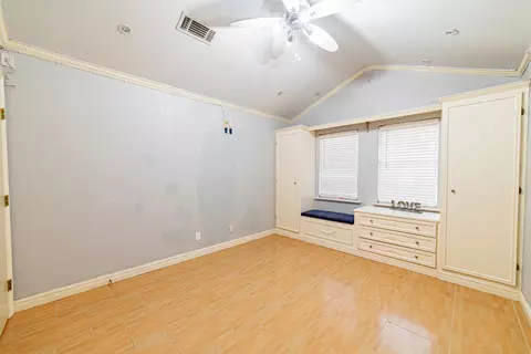 Bedroom - 9666 White Wing Lp, Laredo, TX 78045 photo 2 of 6