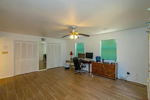 Bedroom - 2017 Willow St, Laredo, TX 78043 photo 1 of 11