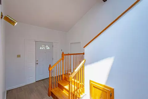 Entry Way - 2017 Willow St, Laredo, TX 78043 photo 1 of 2