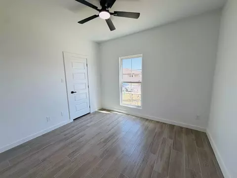 Bedroom - 5608 Moses Lp, Laredo, TX 78046 photo 1 of 2