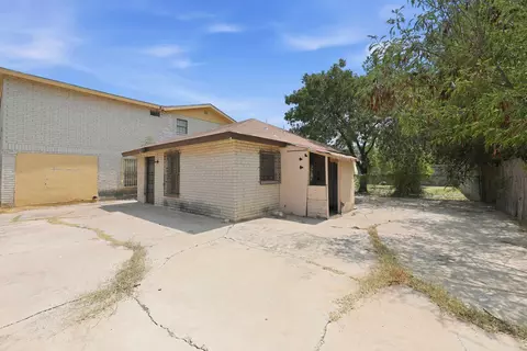 Exterior - 4620 Mims Ave, Laredo, TX 78041 photo 5 of 5
