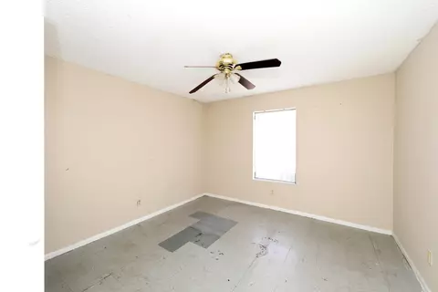 Bedroom - 4620 Mims Ave, Laredo, TX 78041 photo 2 of 6