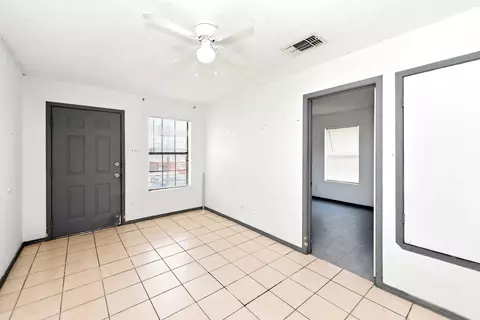Living - 4620 Mims Ave, Laredo, TX 78041 photo 5 of 5