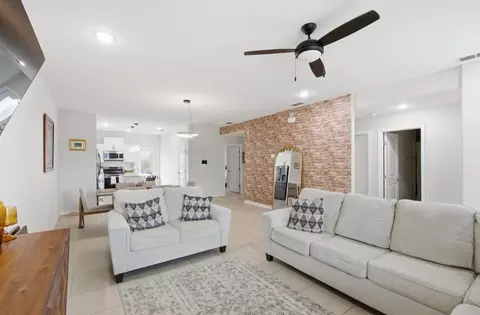 Entry Way - 5405 Travesia Ct, Laredo, TX 78046 photo 1 of 1