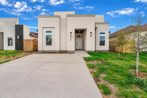 205 Lusitano Dr, Laredo, TX 78046