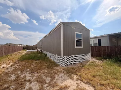 720 Bigleaf Dr, Laredo, TX 78041 photo 25