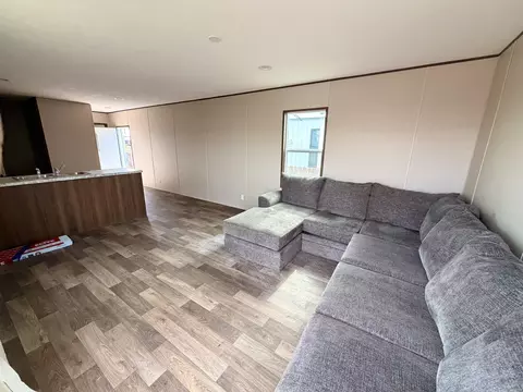 720 Bigleaf Dr, Laredo, TX 78041 photo 6